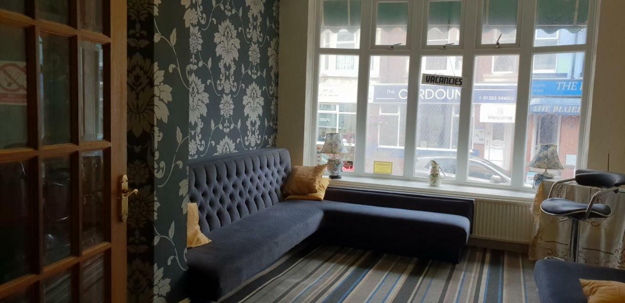 Hotel Avansi Blackpool Exteriör bild